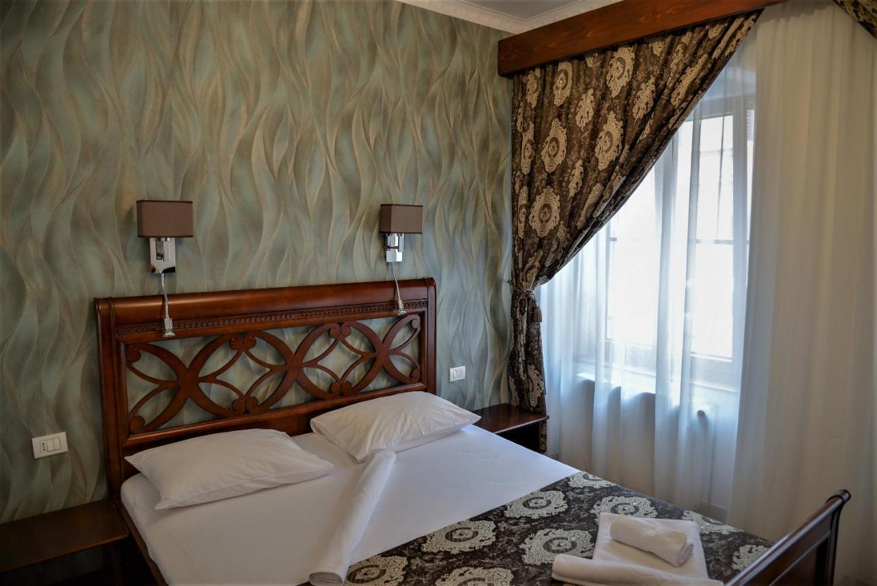 History Apartments Cetatii Sibiu Buitenkant foto